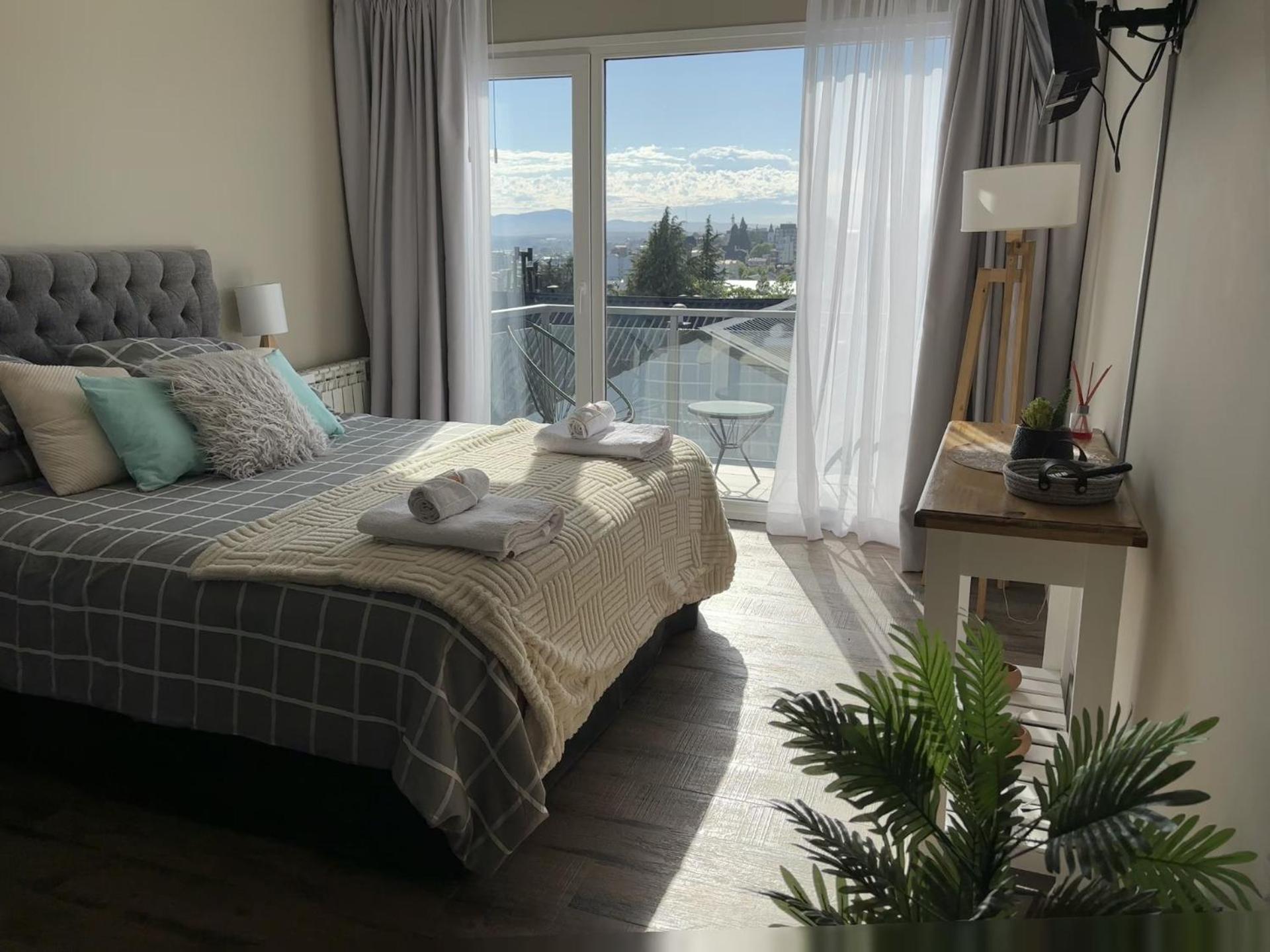 Bella Vista, Vista Al Lago, Montana Y Centro *